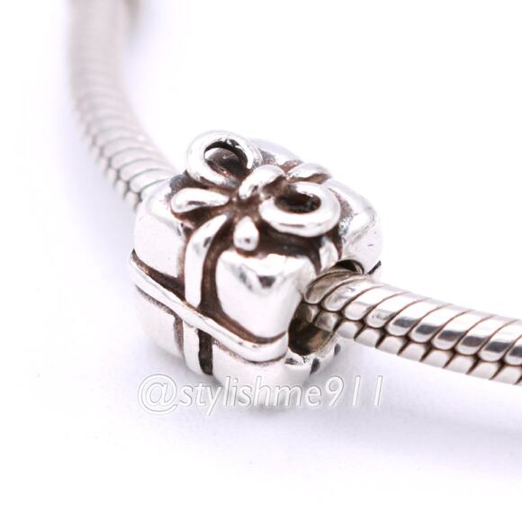 Authentic PANDORA Retired Present Charm - 790300 - Picture 2 of 9